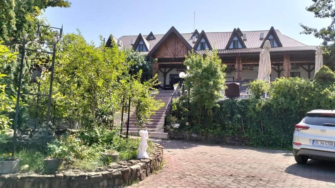 Hotel Casa Boiereasca Iasi Exterior foto